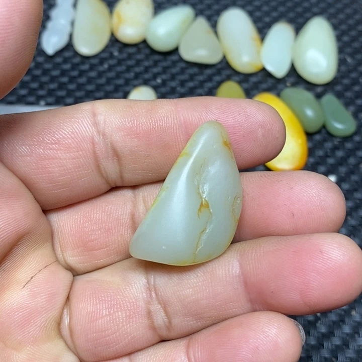 和田玉（白玉）珠宝奇石未镶嵌