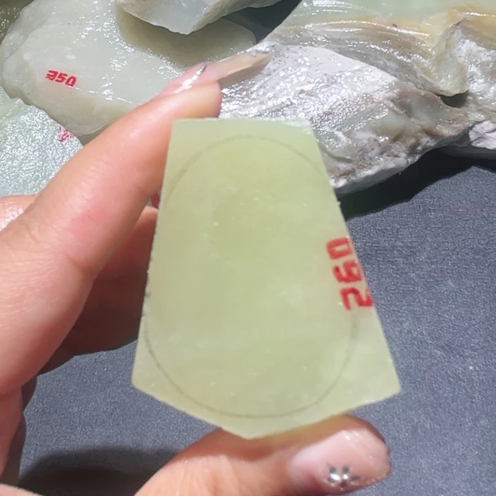 和田玉未镶嵌珠宝奇石