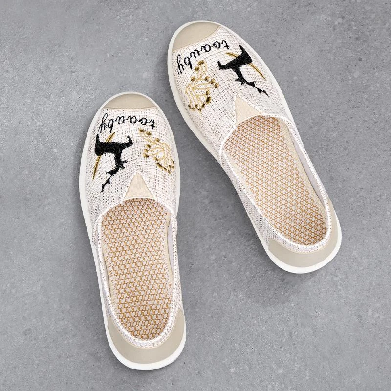 布鞋女2025新款夏季正品透气懒人一脚蹬老北京渔夫开车软底帆布鞋