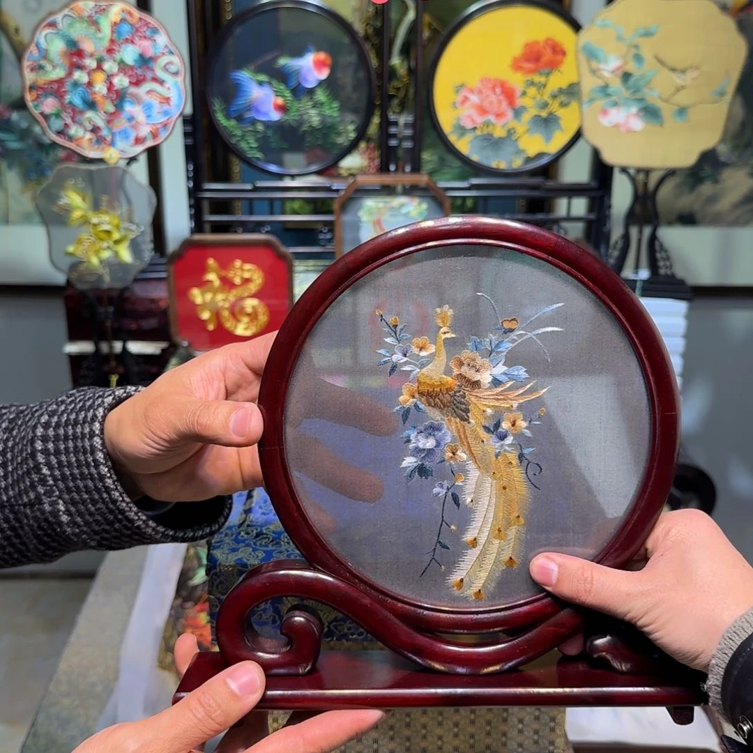 刺绣刺绣工艺精湛