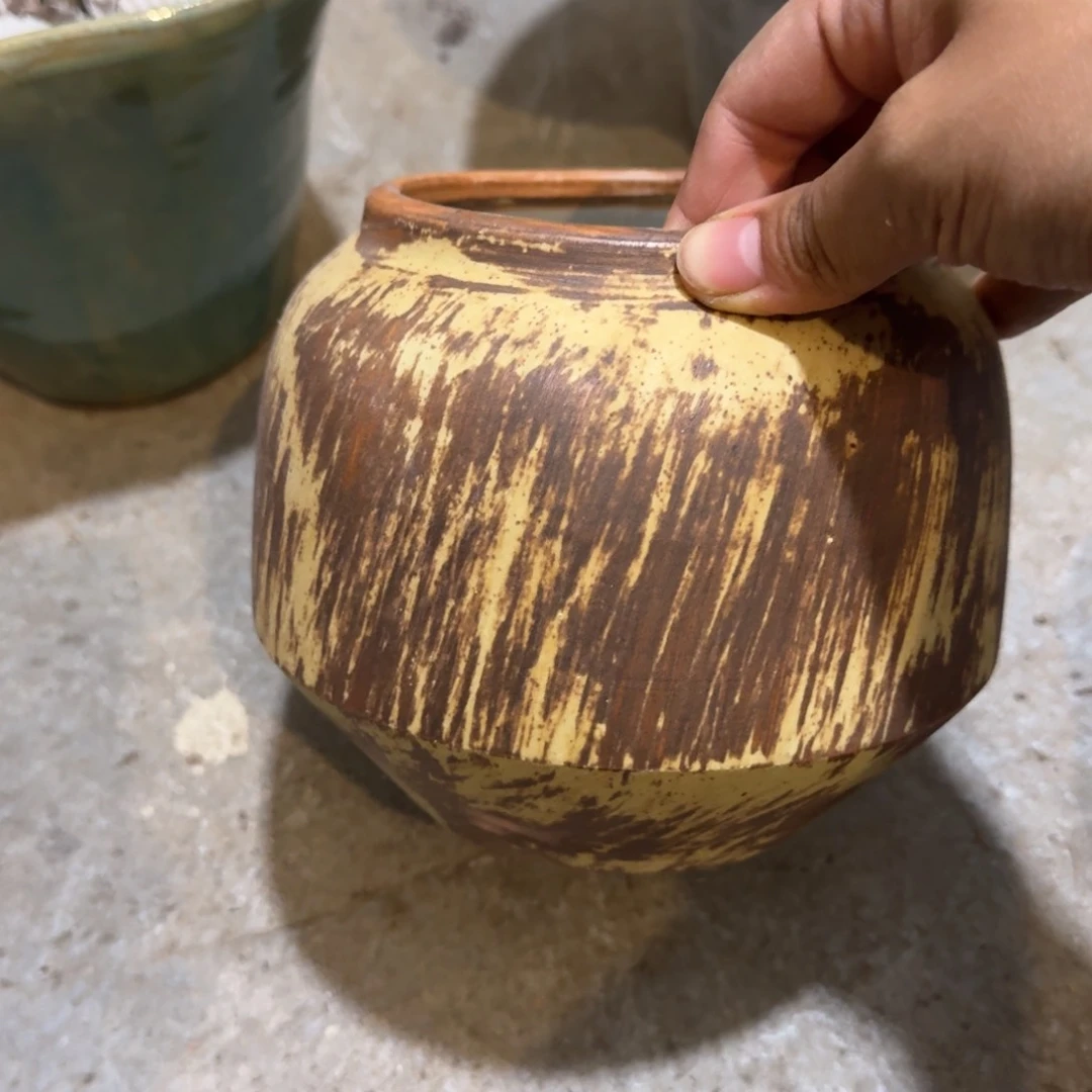 景德镇桌面陶瓷花盆