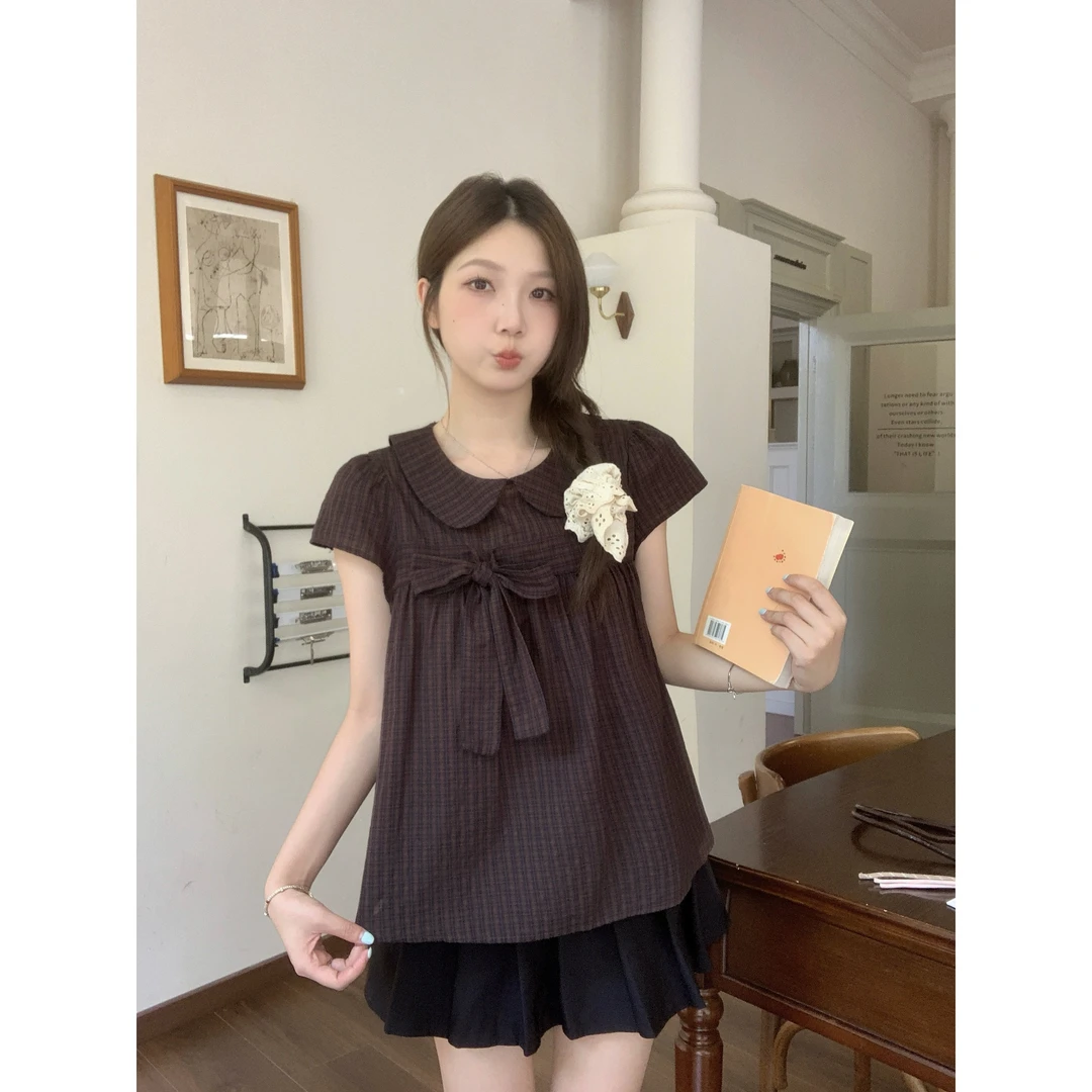 大码日系甜美娃娃领短袖女夏季格纹系带泡泡袖减龄俏皮上衣