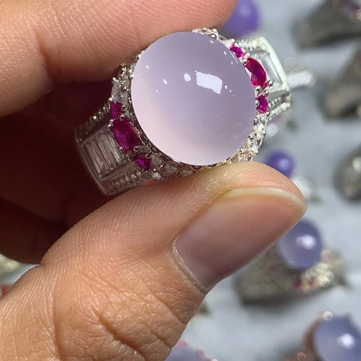 翡翠未镶嵌戒指铜托，卖裸石，需要二次镶嵌