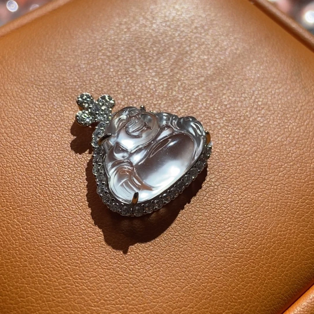 小***李石英质玉银S925镶嵌颈饰