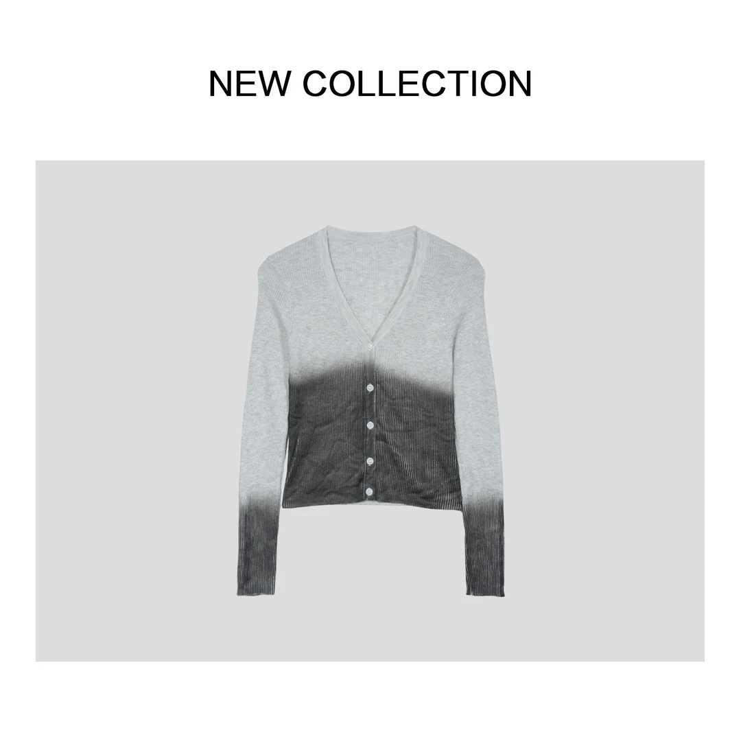 《婷婷专属》X1F38010B经典百搭女士V领线衣-8010