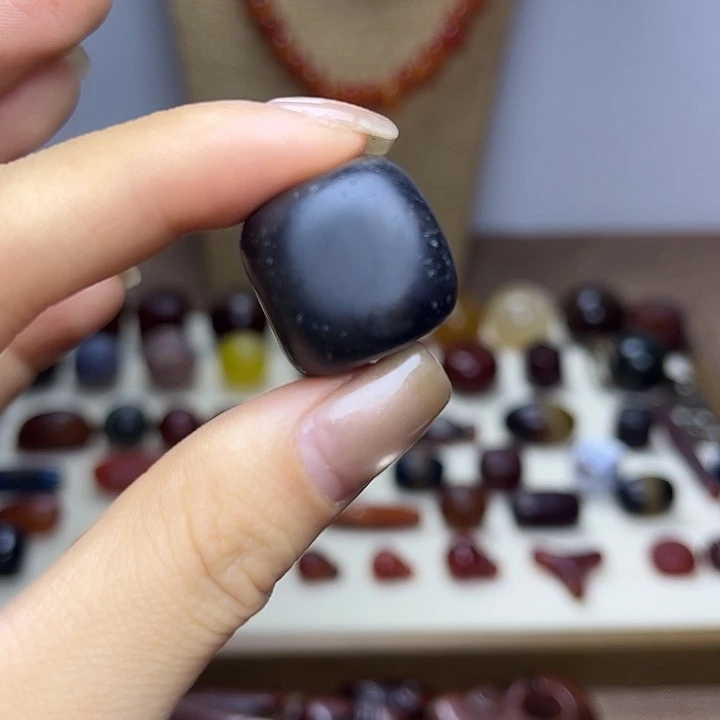 玛瑙/玉髓未镶嵌玛瑙珠子1111