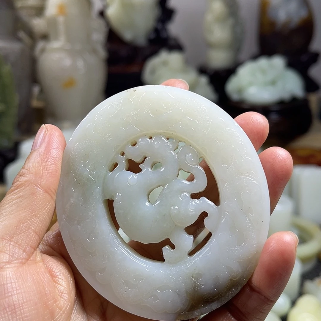 和田玉（糖玉）未镶嵌挂件