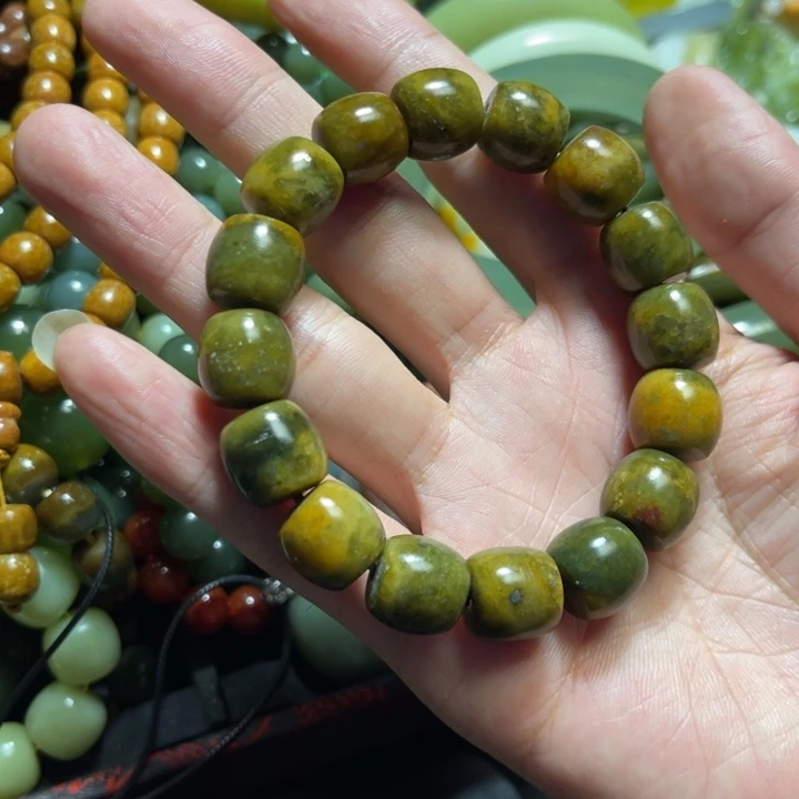 和田玉未镶嵌手链