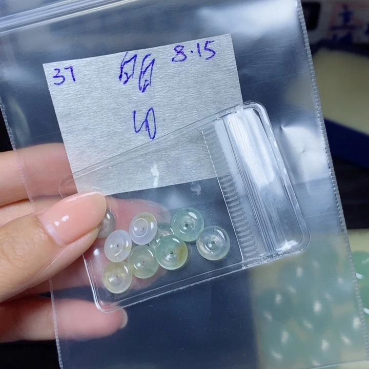 白***@定制翡翠未镶嵌不退