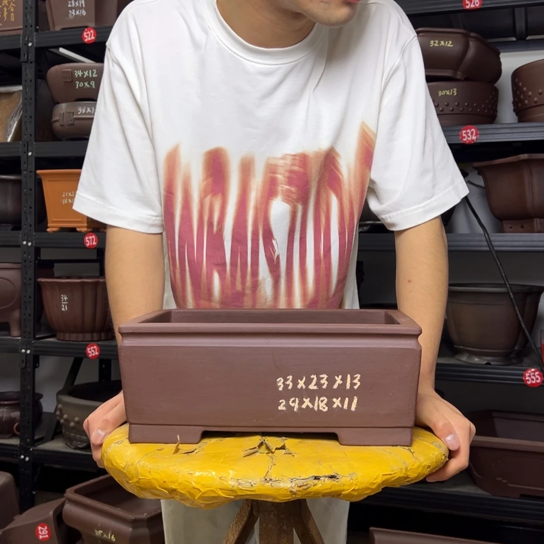 紫砂花盆呜呜呜呜