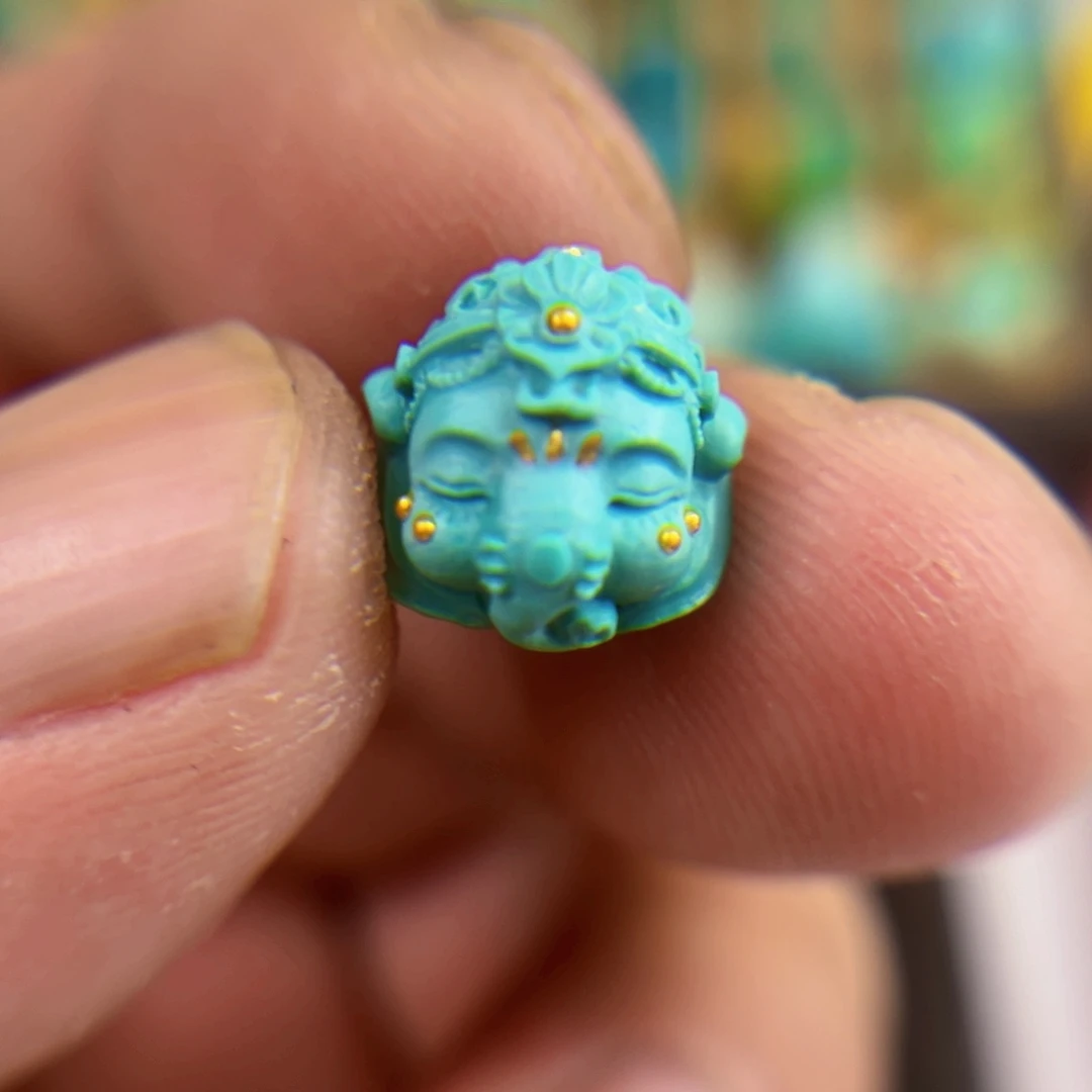 绿松石配饰未镶嵌c****爸