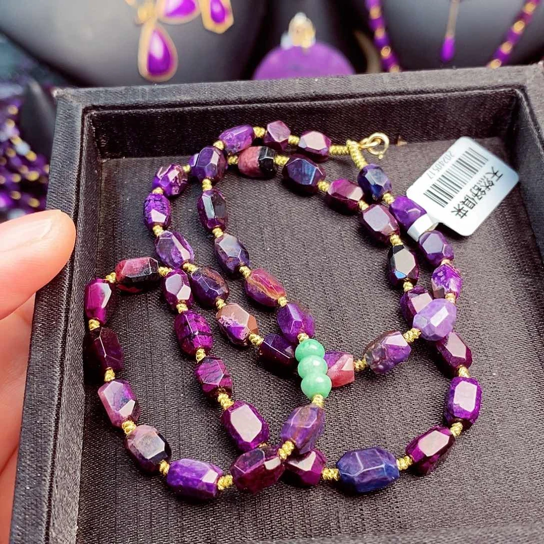 苏纪石（舒俱来）项链18K金镶嵌