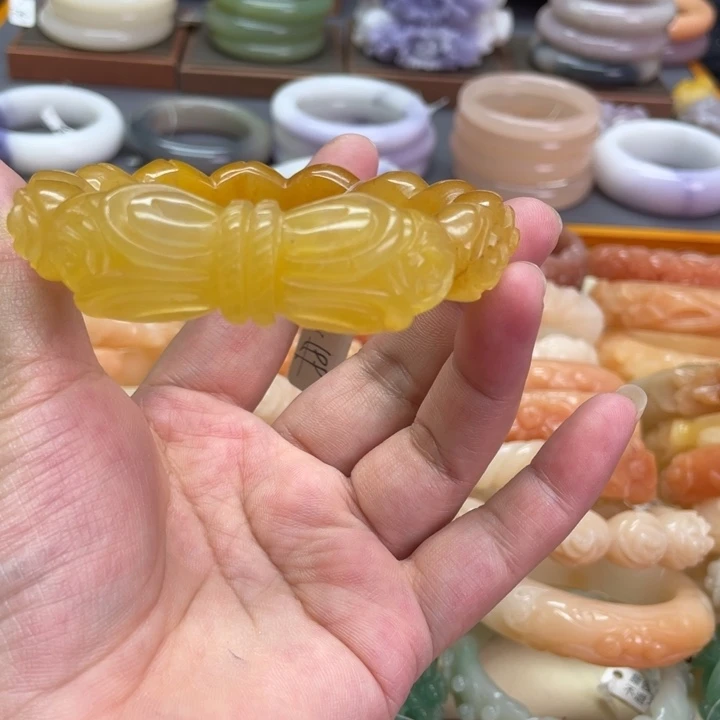 未镶嵌石英岩玉珠宝奇石?***?