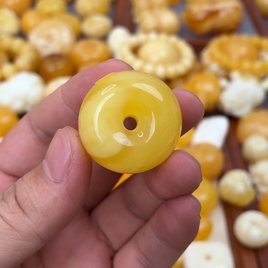 蜜蜡未镶嵌吊坠(不含链)