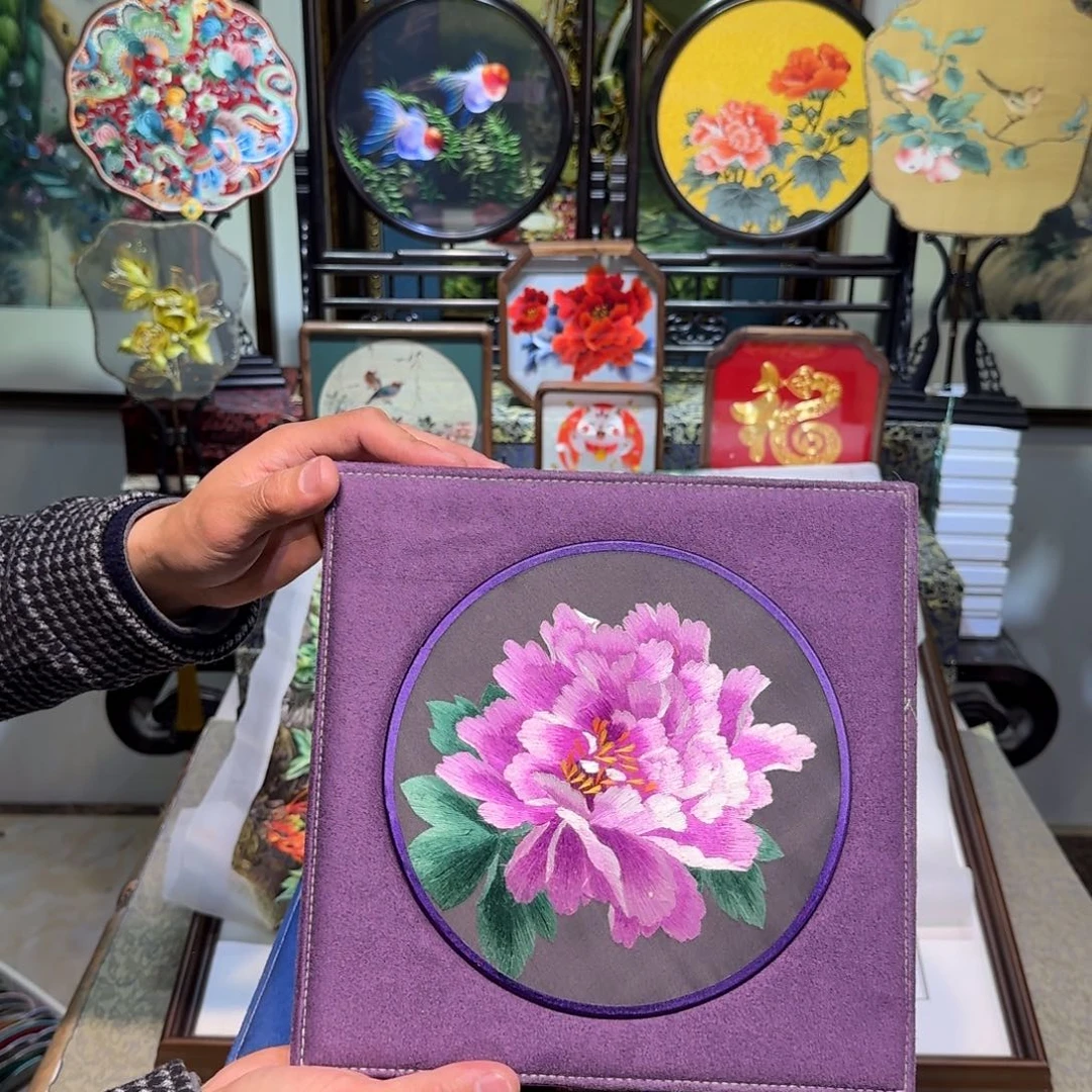 刺绣刺绣工艺精湛