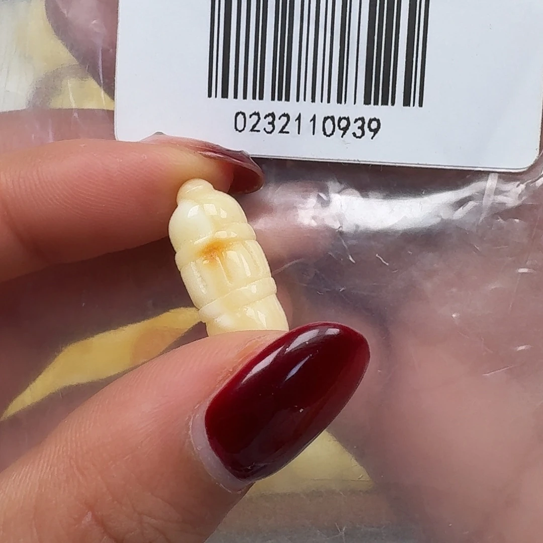 琥珀未镶嵌裸石悠悠