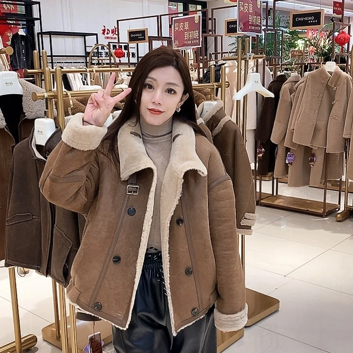 初晓服饰品牌女装