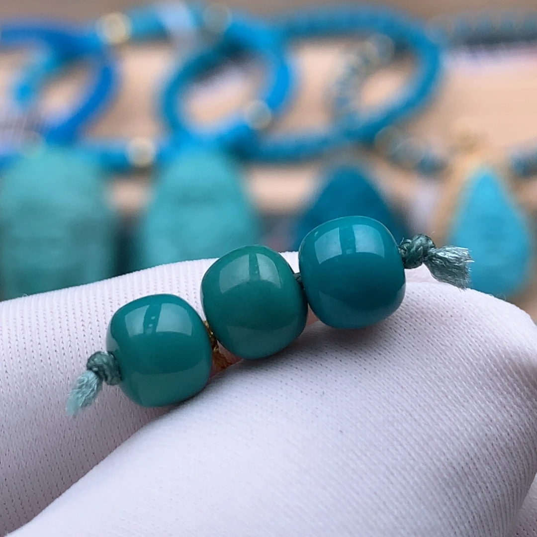 未镶嵌绿松石珠宝奇石