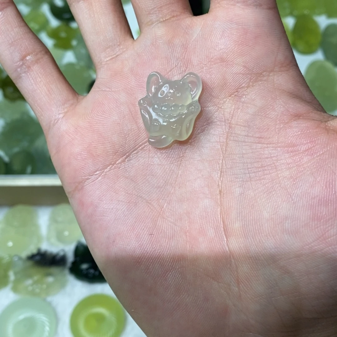 岫玉未镶嵌吊坠(不含链)