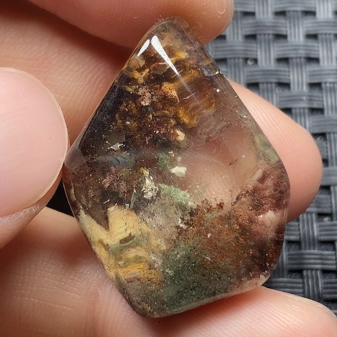 水晶颈饰未镶嵌玉*人