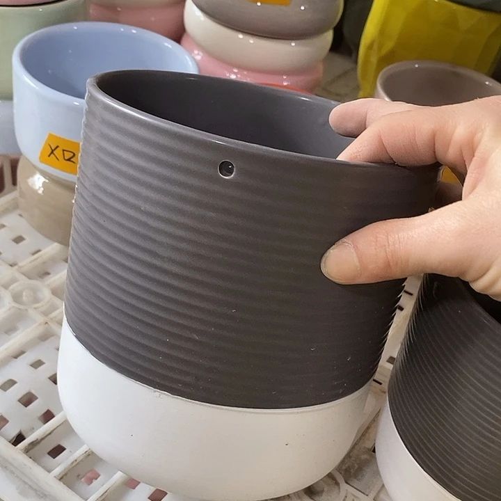 陶盆有孔 瑕疵针孔漏釉介意勿拍外口 15外高16