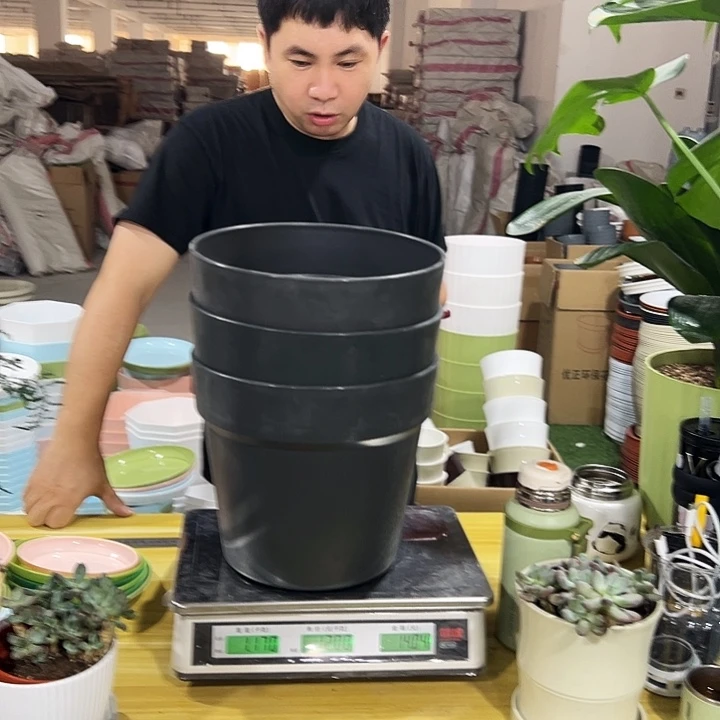 仿陶口26高24黑色2个无托