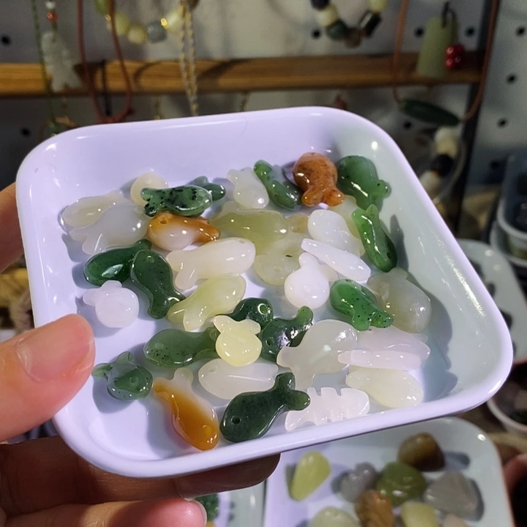 和田玉未镶嵌手链微瑕随机发5 打包50起4元一个