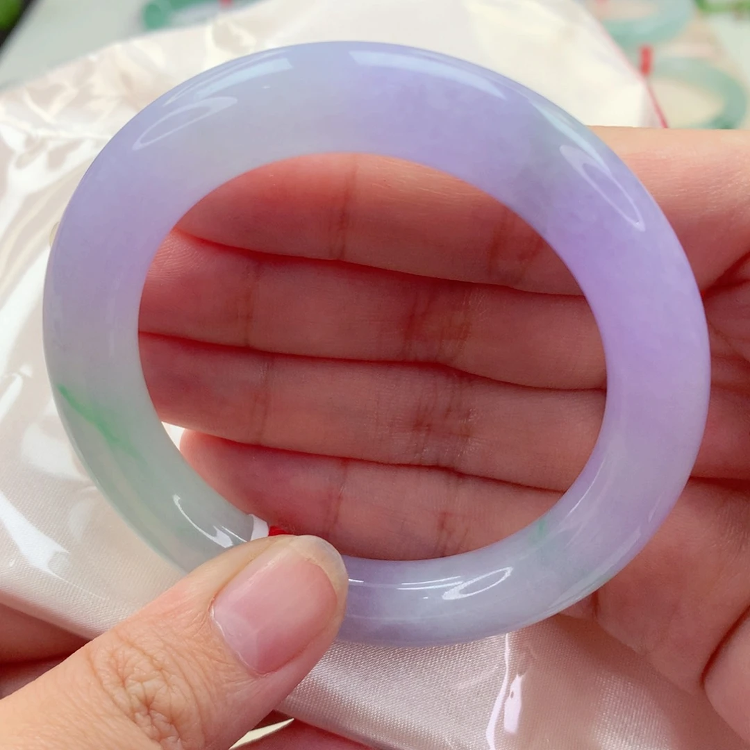 未镶嵌手镯（圆镯）翡翠53春彩 有瑕捡漏 见光不失色 喵喵