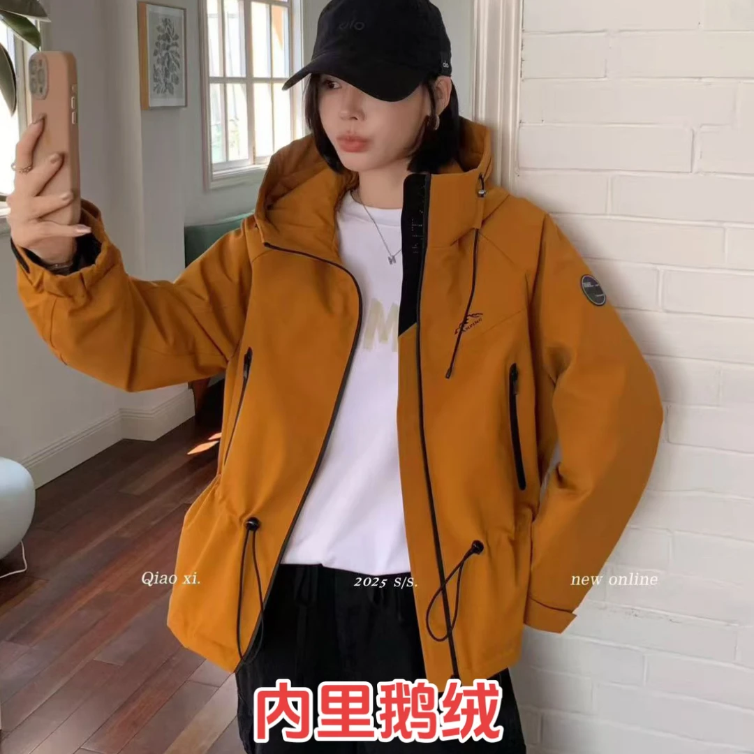 秋冬拉链女连帽短外套棕色短款冲锋衣风衣时尚女款运动