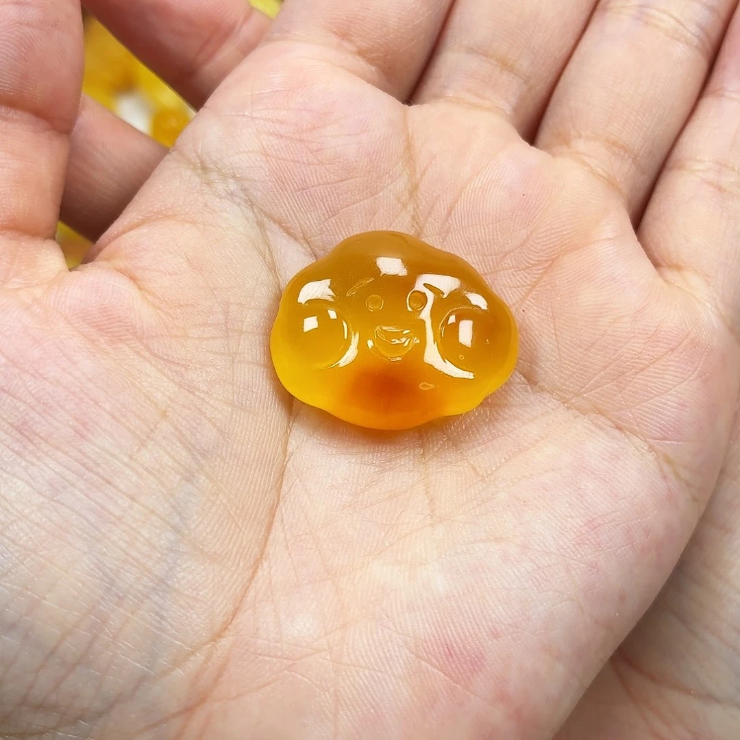 未镶嵌颈饰蜜蜡焦皮云朵