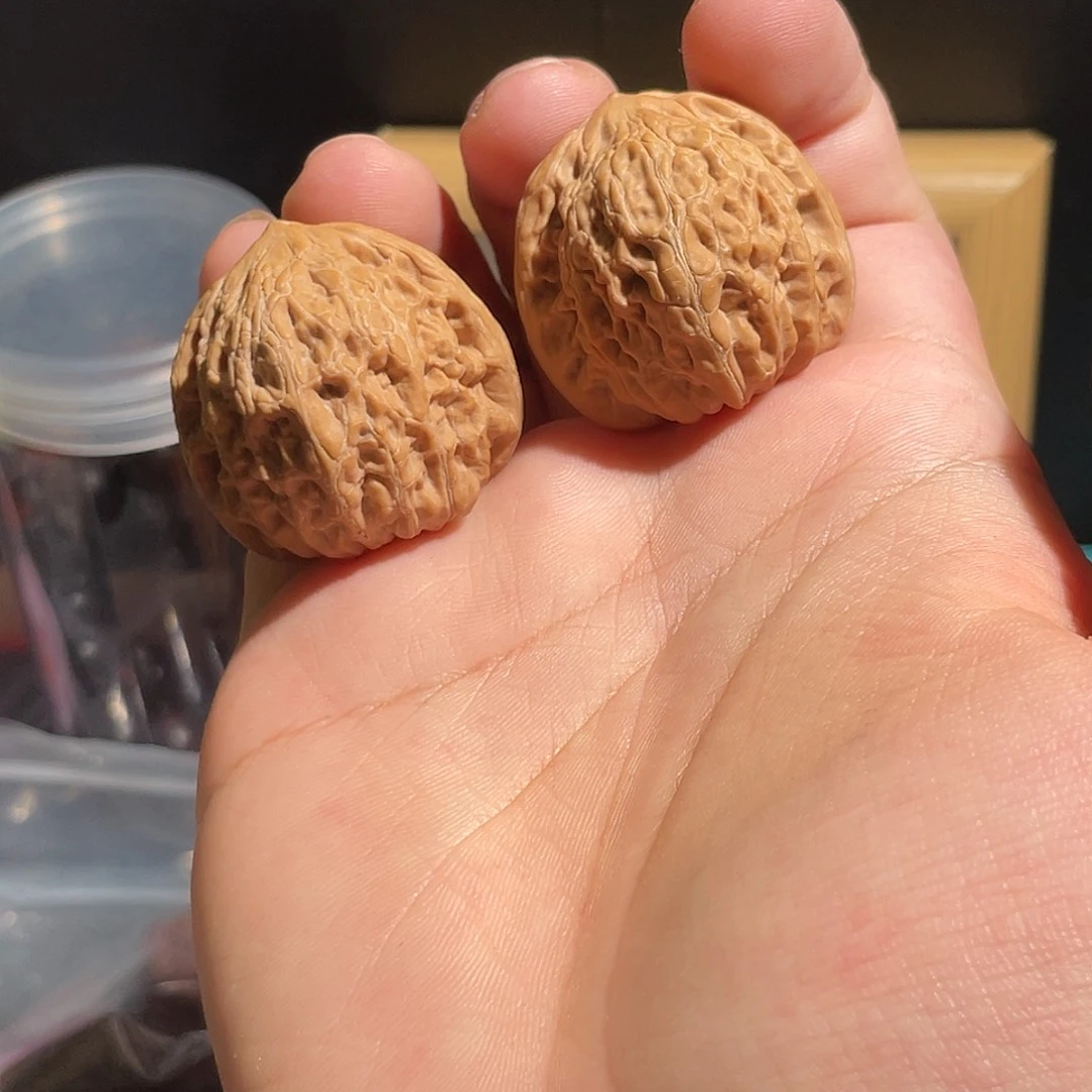 文玩核桃吊坠铁锤哥哥35