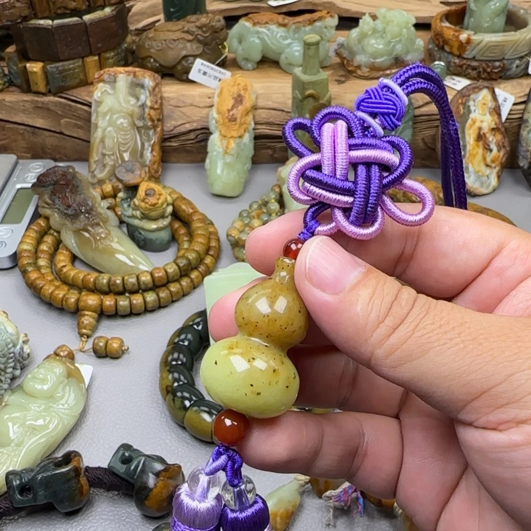 蛇纹石玉合金车挂