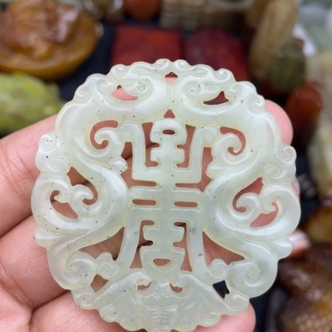 蛇纹石玉未镶嵌颈饰14