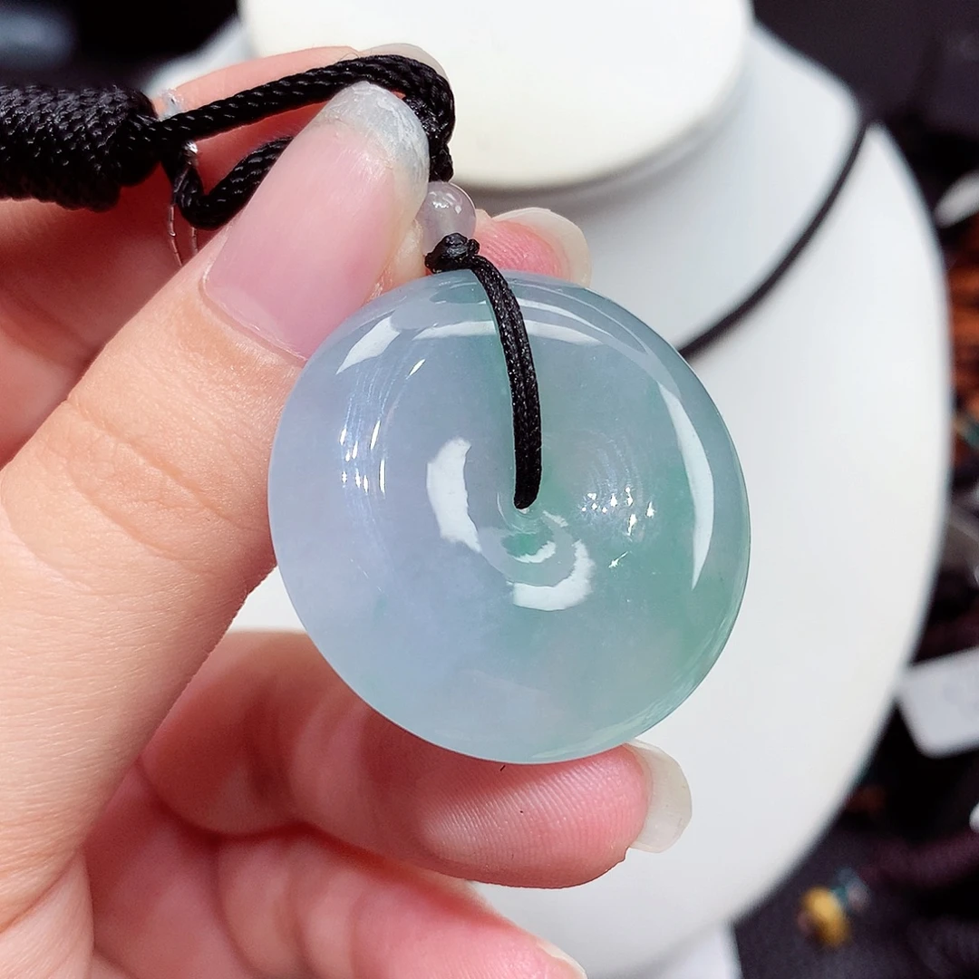 翡翠未镶嵌颈饰翡翠24，32/7.7