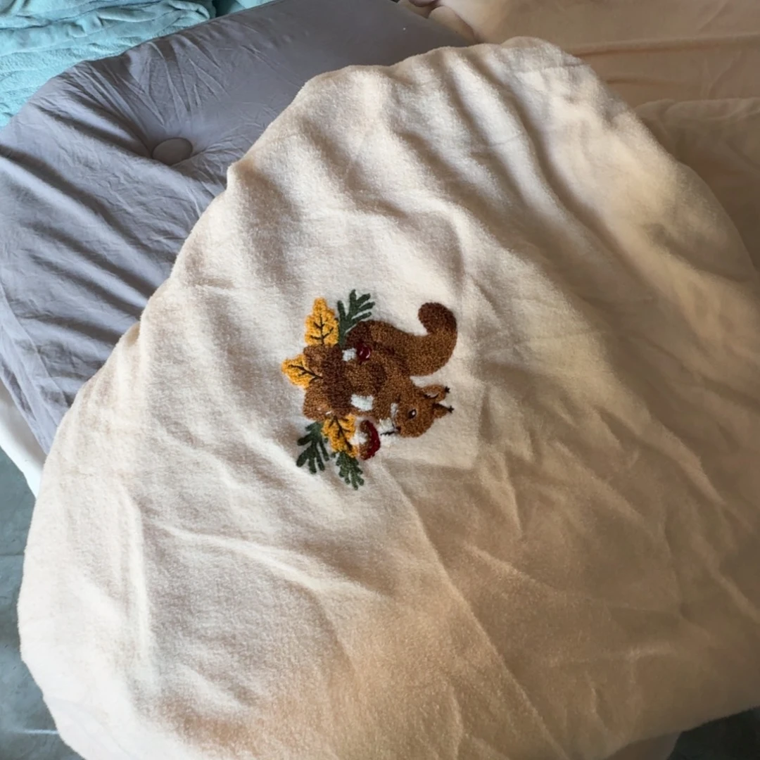 莱赛尔两米绒被套微瑕