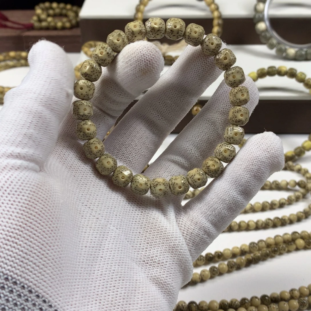 吊坠星月菩提98钻面无相