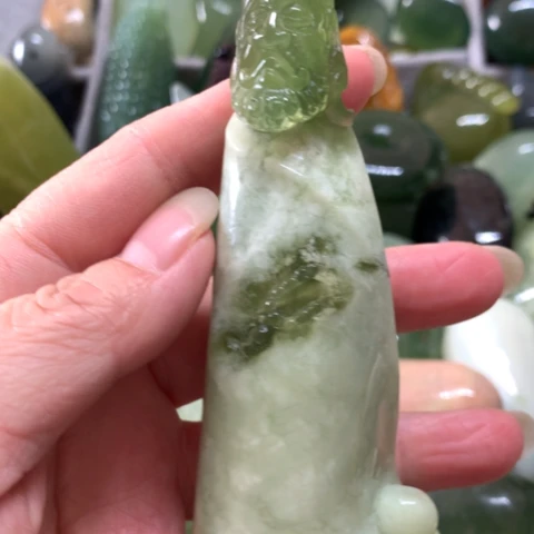 蛇纹石玉未镶嵌手把件