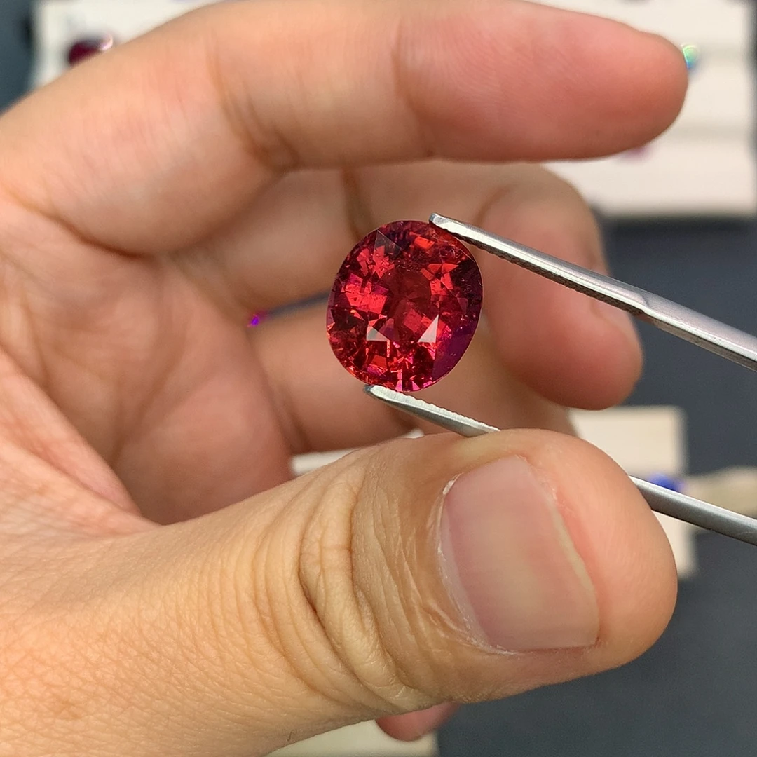 裸石未镶嵌碧玺7.2克拉卢比来