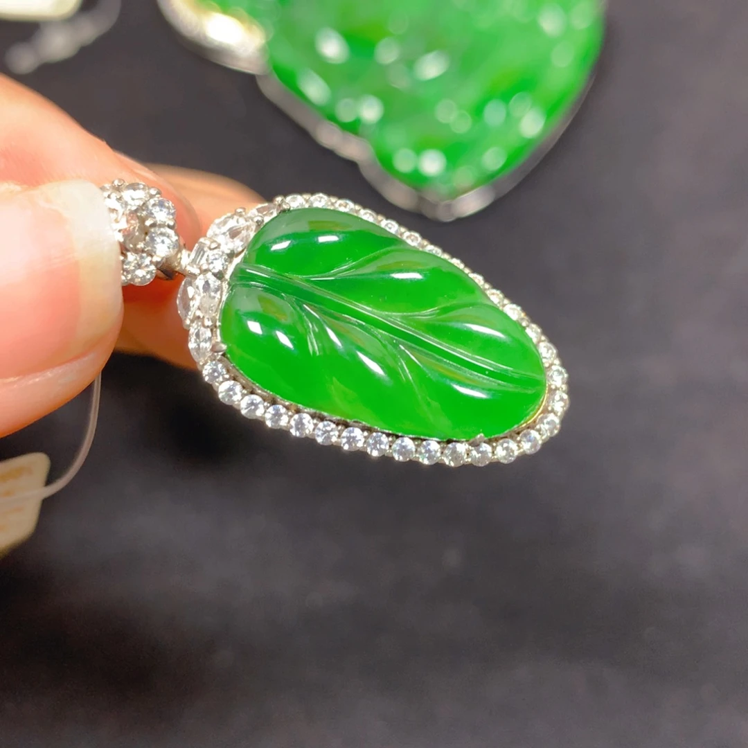 翡翠银S925镶嵌颈饰