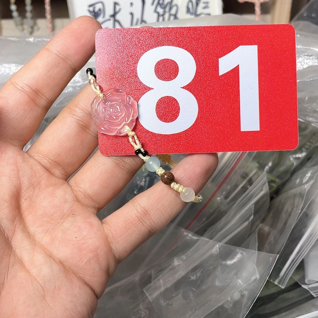蛇纹石玉颈饰合金阿*
