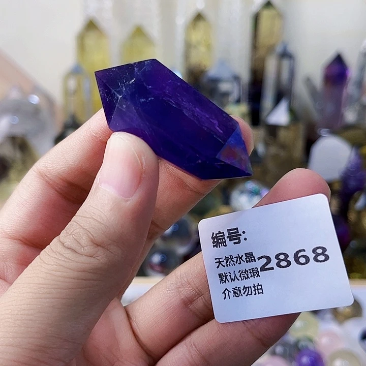 未镶嵌颈饰水晶柱