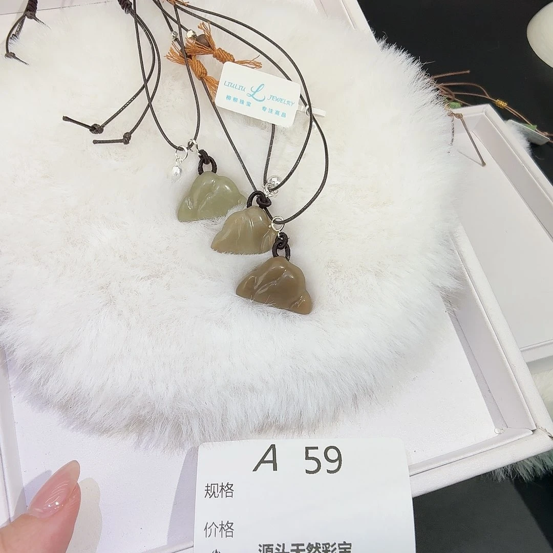 和田玉银S925镶嵌颈饰