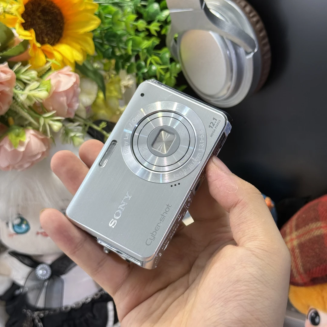 9新 Sony/索尼 索尼w190色彩感好1200万像素滤镜多带配件适合新手