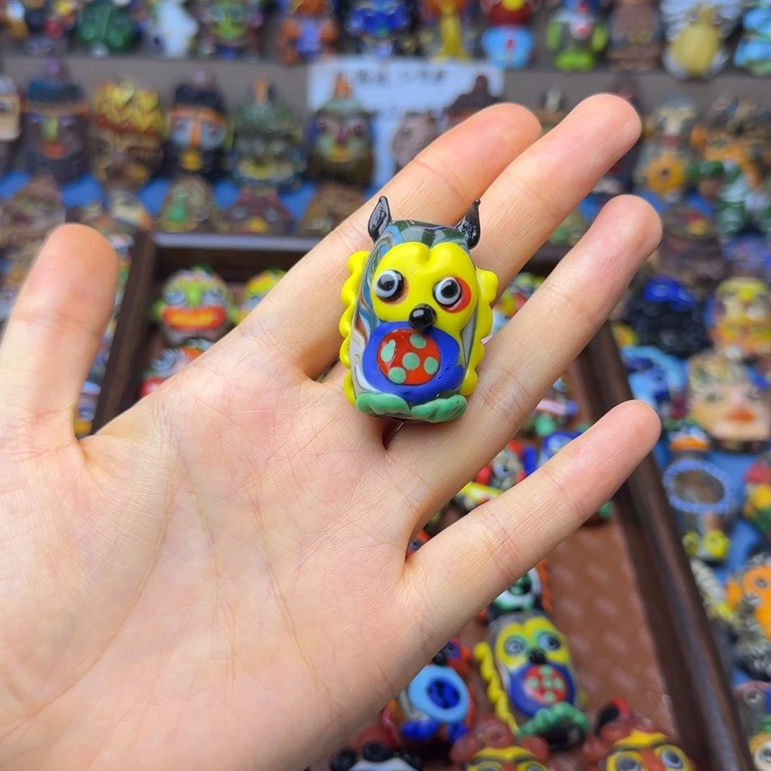 琉璃非金属玻璃颈饰猫头鹰一个