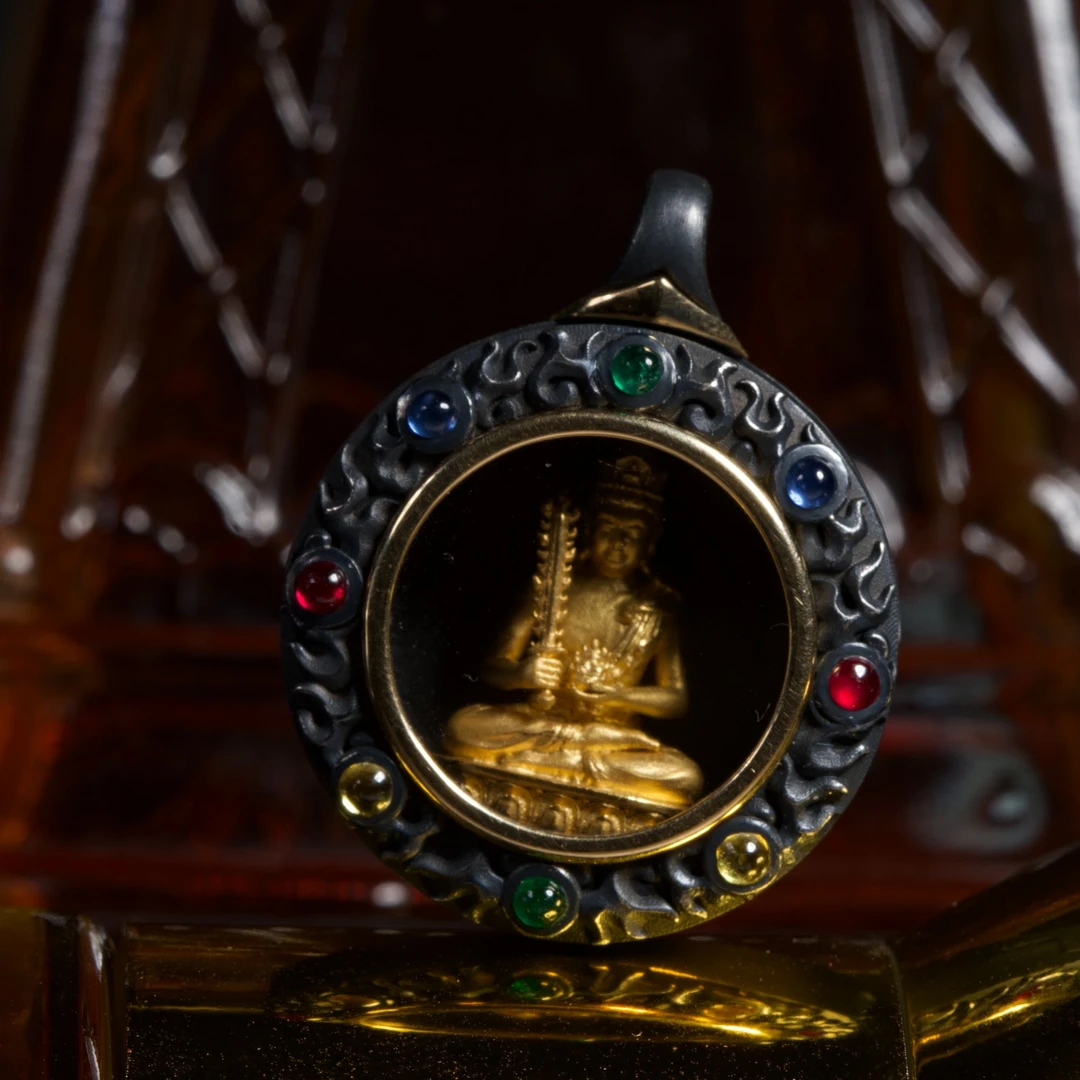 嘎乌盒镶嵌本命佛设计款项链/挂件