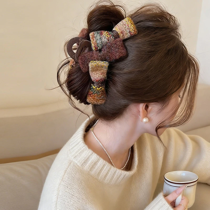雪松焦糖~头发抓夹女毛呢蝴蝶结鲨鱼夹2025新款盘发夹巨好看发饰