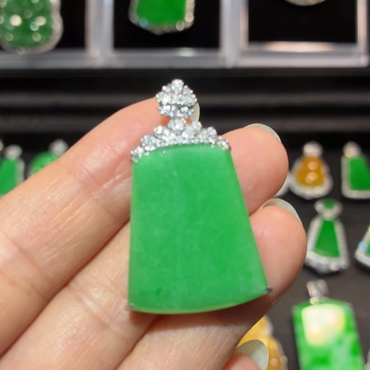 翡翠18K金镶嵌吊坠(不含链)翡翠