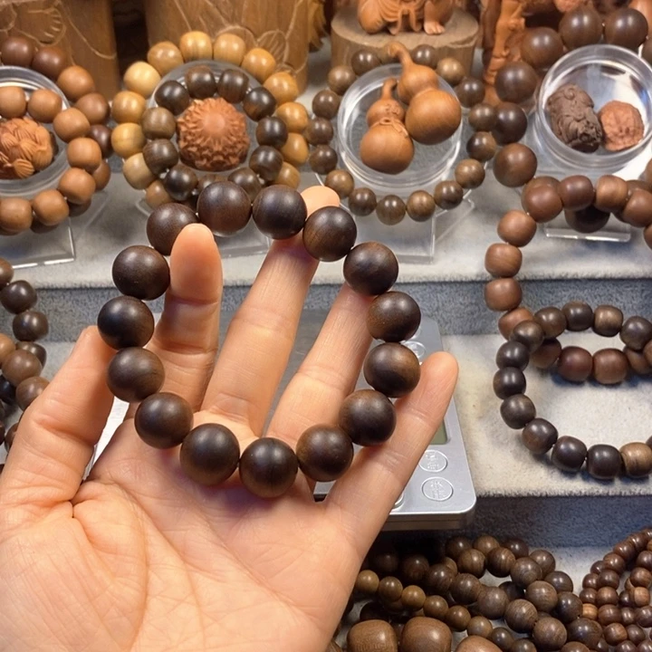 明***好檀香木手串/手链老山檀奶香味1.5红黑肉老料