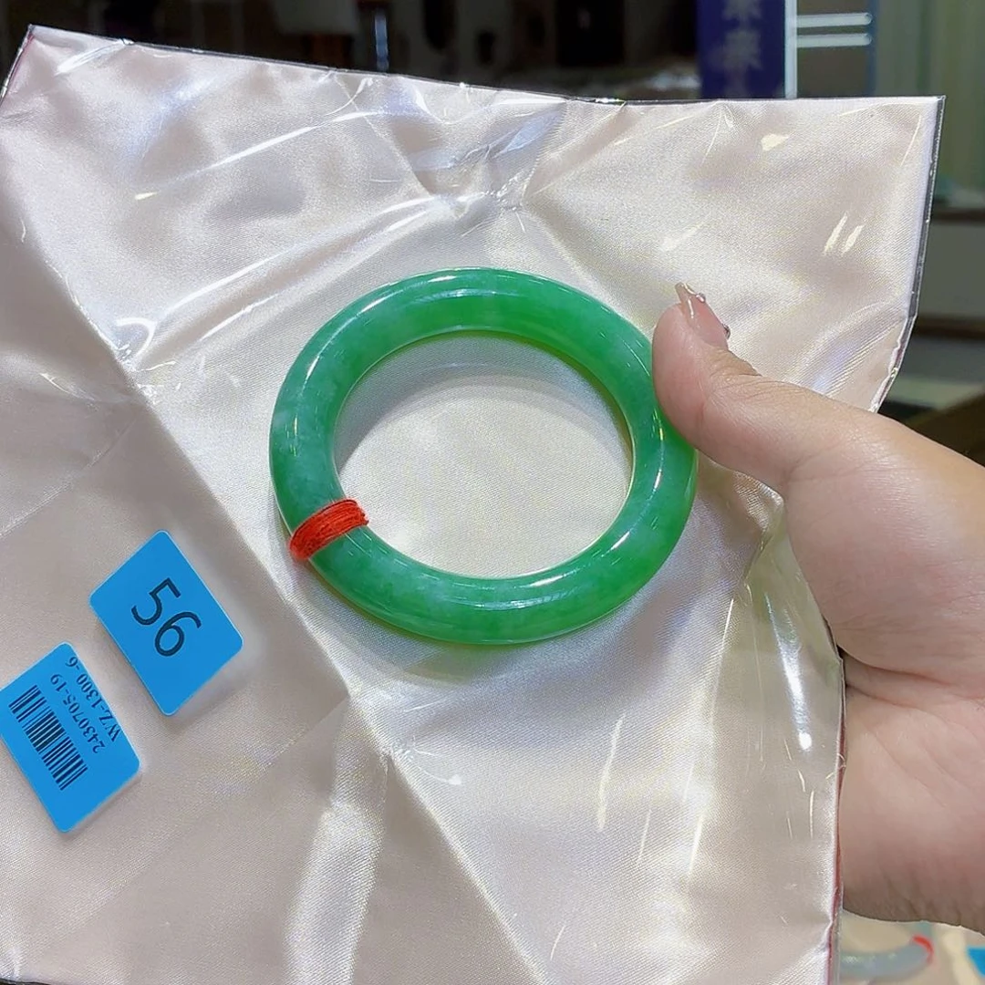 未镶嵌手镯翡翠A*Y翡翠手镯分单20000