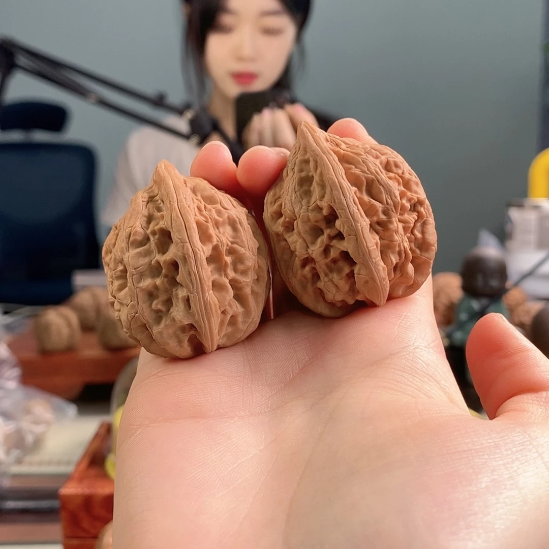 吊坠文玩核桃大沽石